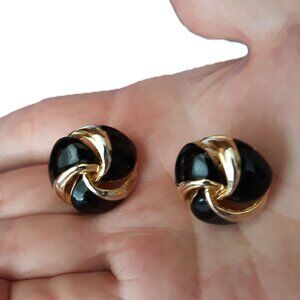 VTG Gay Boyer Signed Knotted Swirl Enamel Black Gold Tone Clip On Earrings